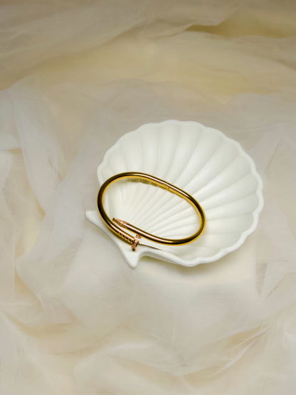 halyn nail cuff
