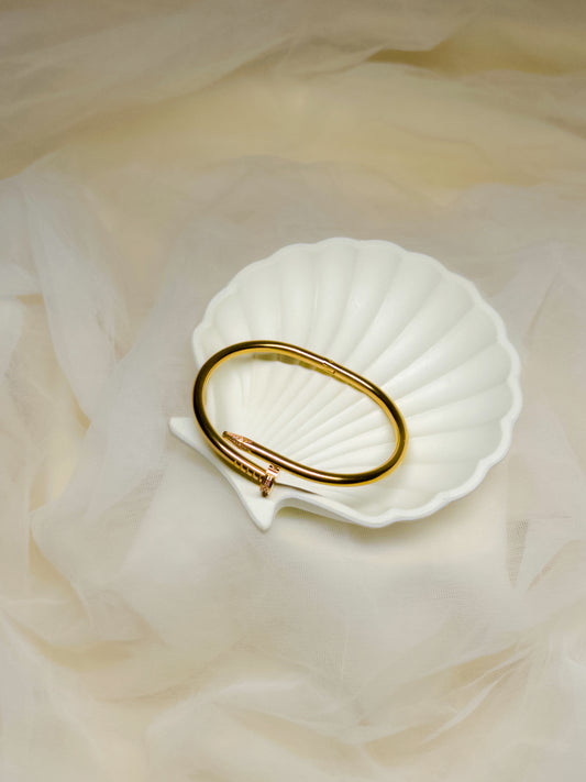 halyn nail cuff